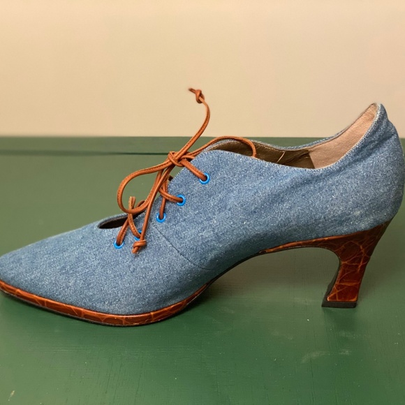 Prevata, Laced Oxford Heels, Denim Blue, Size 6B - Picture 2 of 3